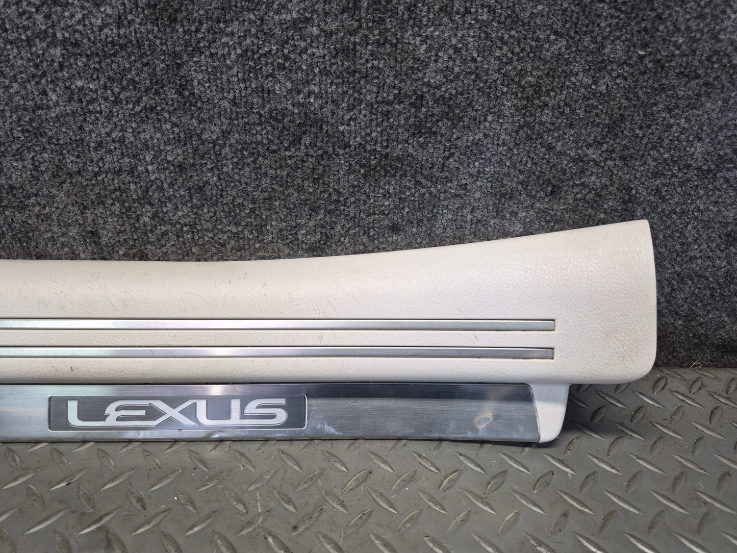 08-12 Lexus UVF46L LS600hL Set of 2 Rear Door Scuff Sill Plate Trim OEM