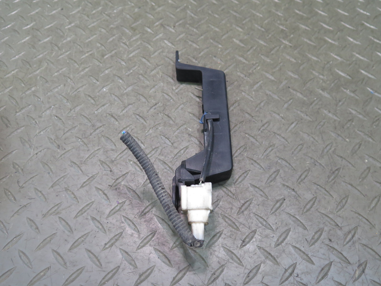 07-12 Lexus UVF46L LS600h LS460 Keyless Entry Antenna Sensor 89997-41010 OEM
