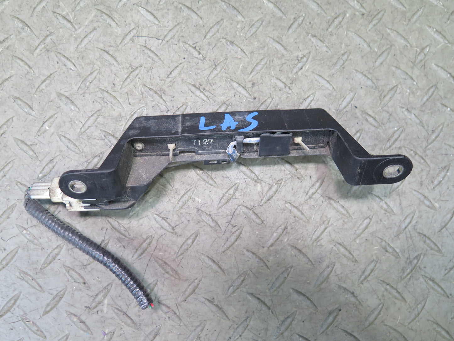 07-12 Lexus UVF46L LS600h LS460 Keyless Entry Antenna Sensor 89997-41010 OEM