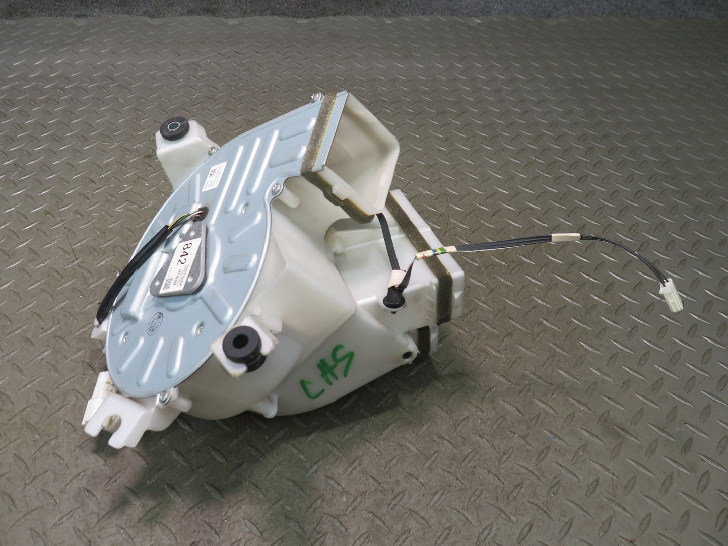 08-09 Lexus UVF46L LS600h Hybrid Battery Cooling Blower Motor Fan OEM