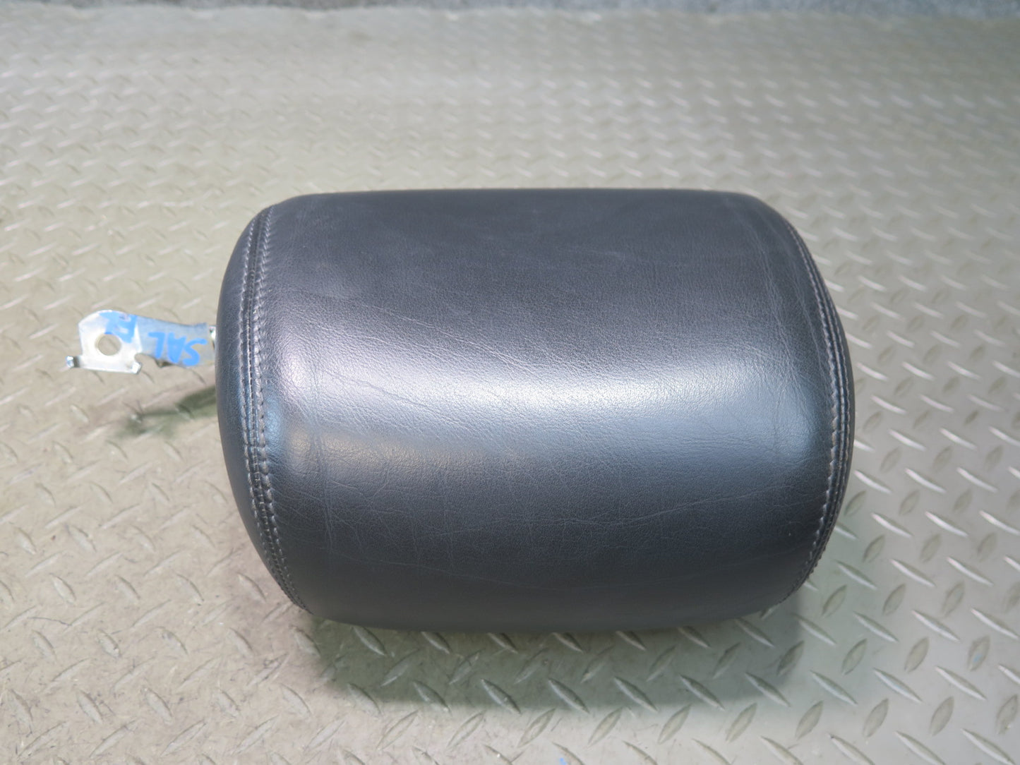 96-02 Mercedes R129 Sl-class Set of 2 Front Left & Right Leather Headrest OEM