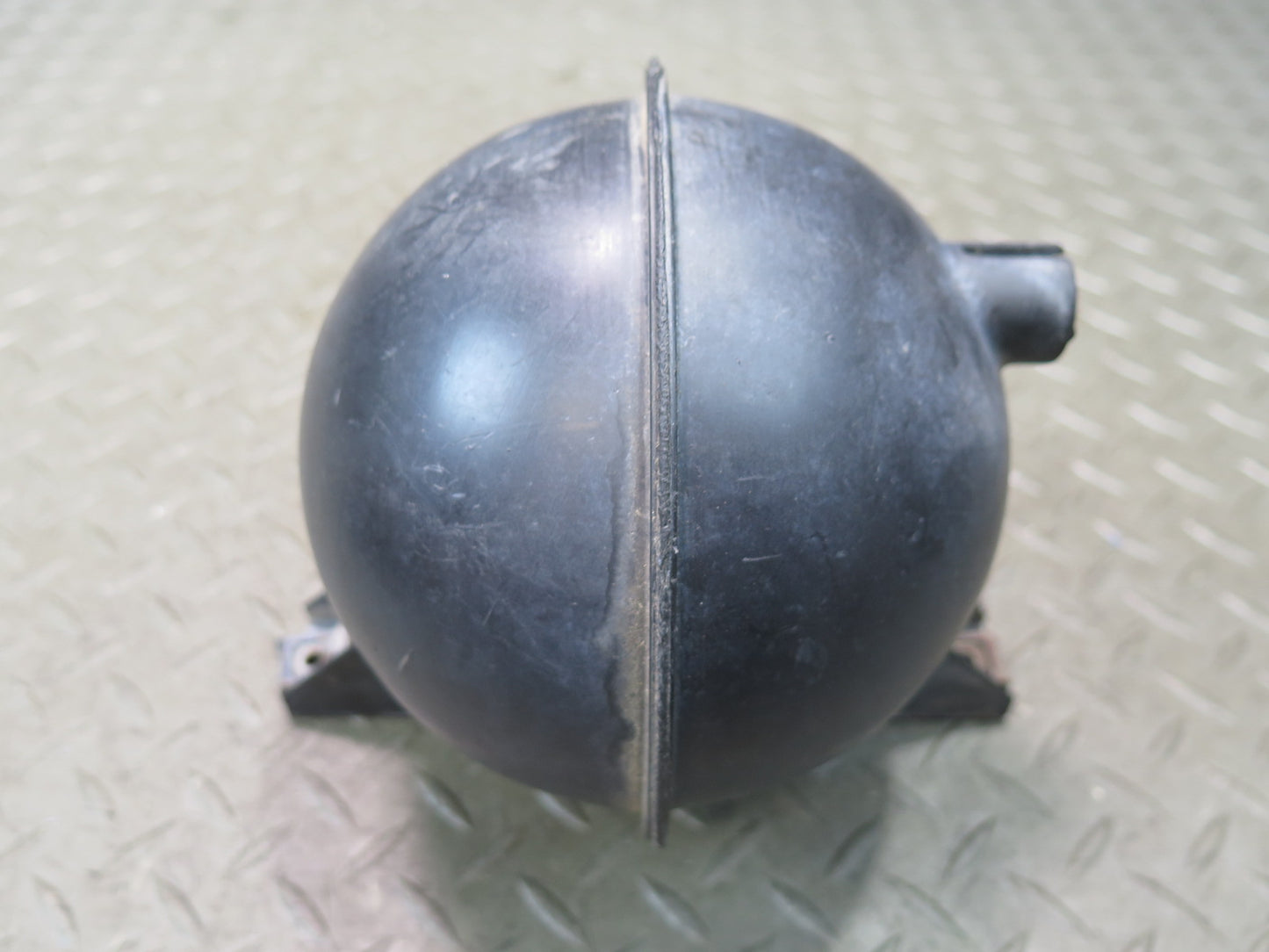 84-96 Chevrolet Corvette C4 Cruise Control Vacuum Reservoir Ball Tank OEM