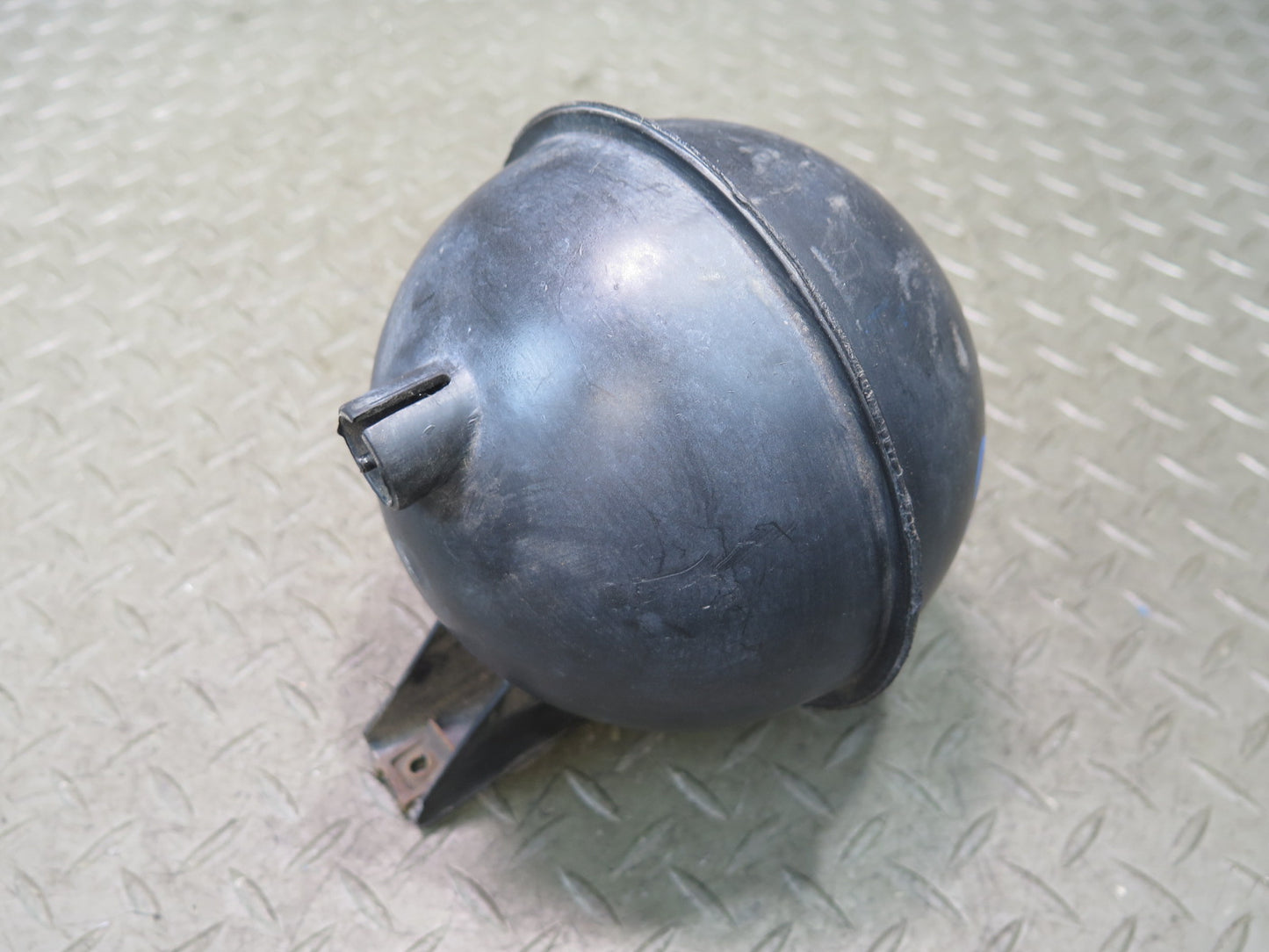 84-96 Chevrolet Corvette C4 Cruise Control Vacuum Reservoir Ball Tank OEM