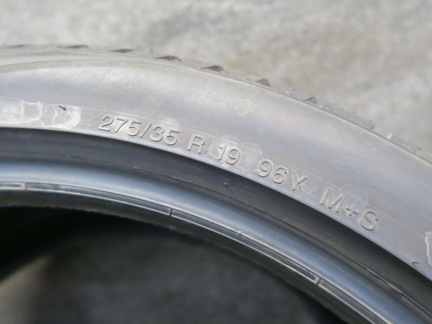 Set of 2 Vredestein Hypertrac A/S Tire 275/35 R19 96Y 3824 9/32 10/32 Tread