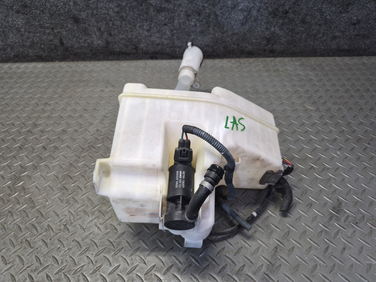07-12 Lexus UVF46L LS600h LS460 Windshield Washer Reservoir Tank w Pump OEM