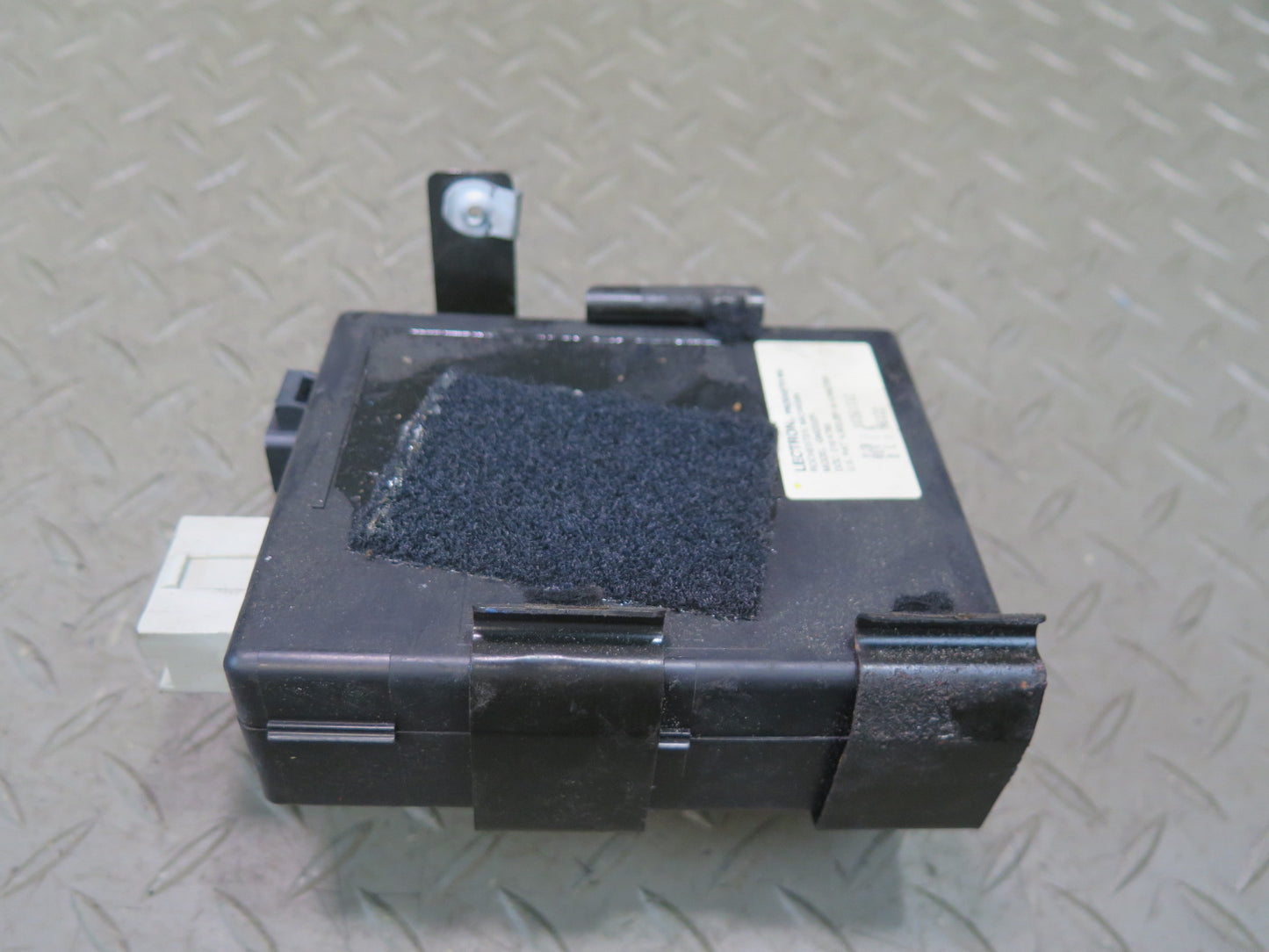 90-96 Chevrolet Corvette C4 Keyless Entry Anti Theft Control Module OEM