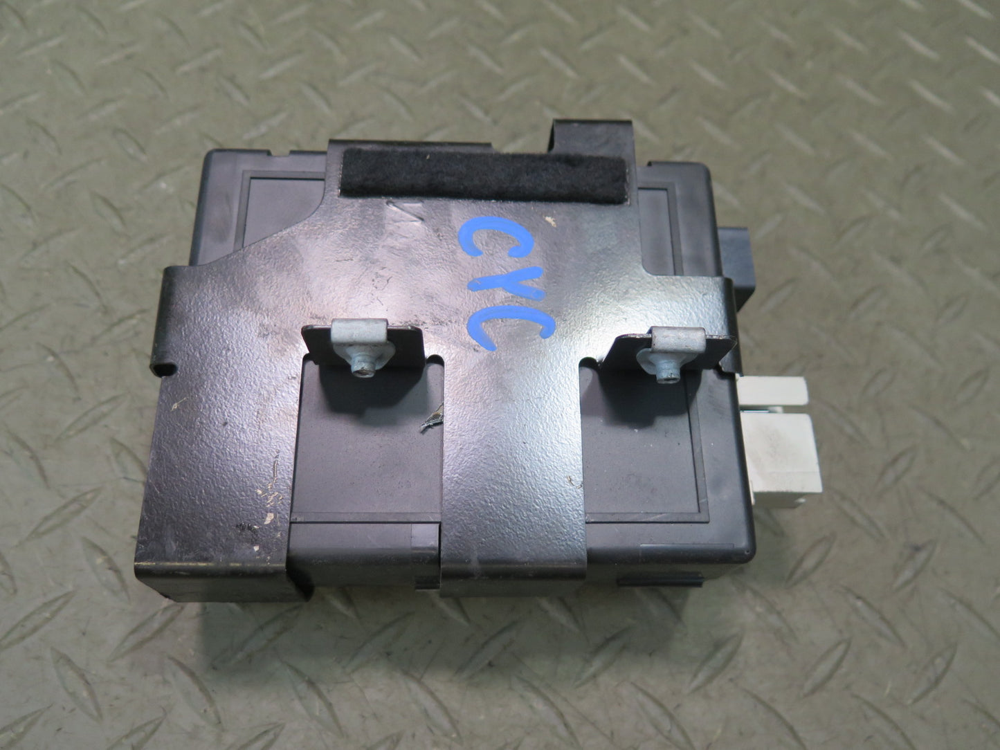 90-96 Chevrolet Corvette C4 Keyless Entry Anti Theft Control Module OEM