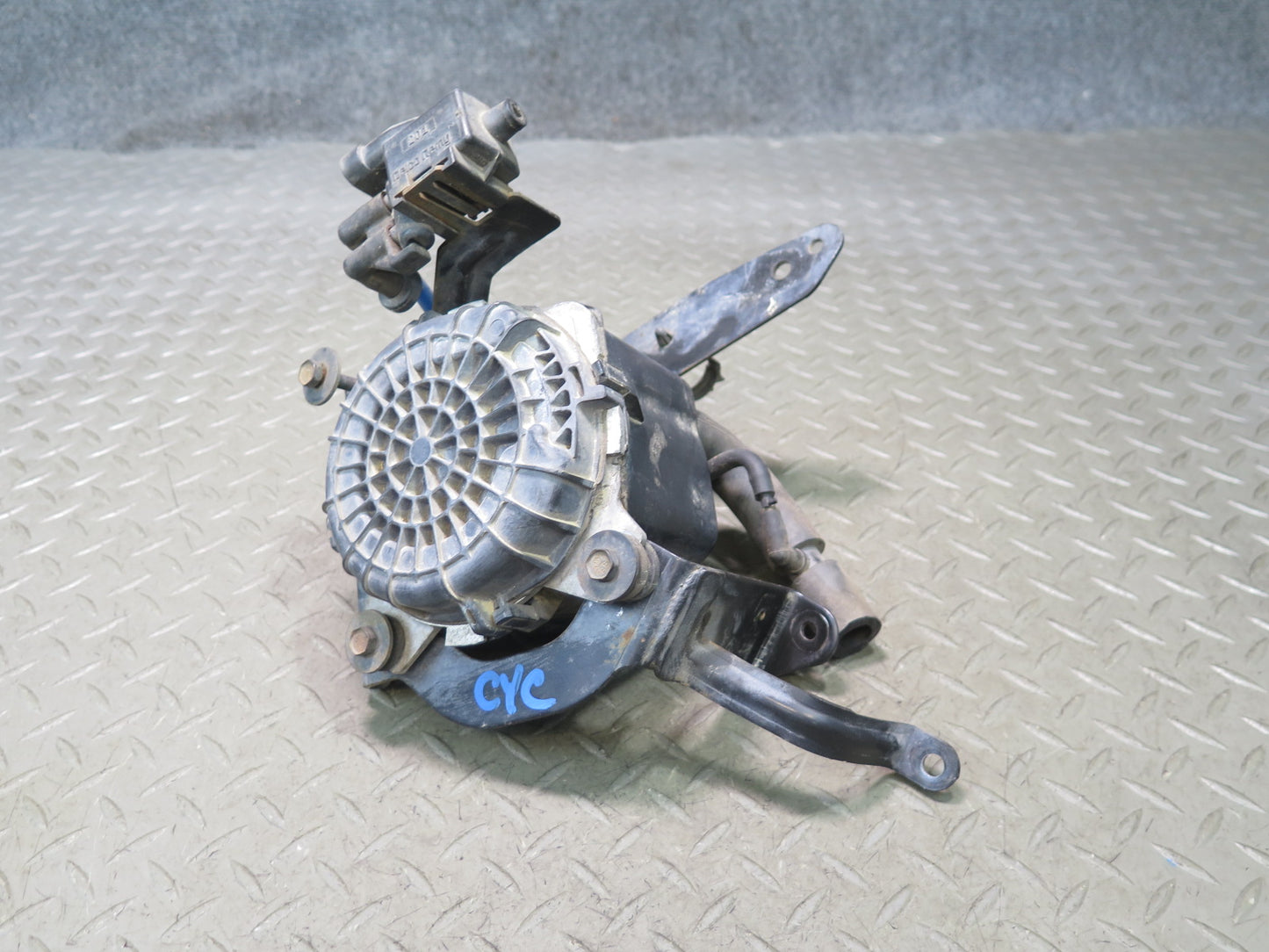 94-96 Chevrolet Corvette C4 Secondary Air Injection Smog Pump OEM