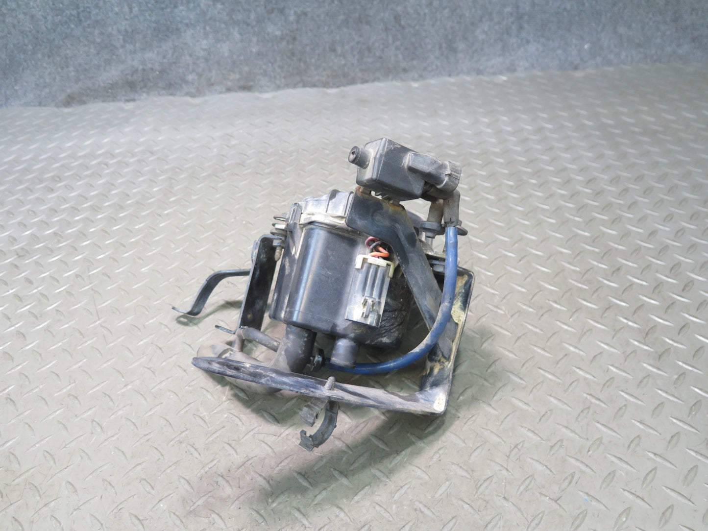 94-96 Chevrolet Corvette C4 Secondary Air Injection Smog Pump OEM