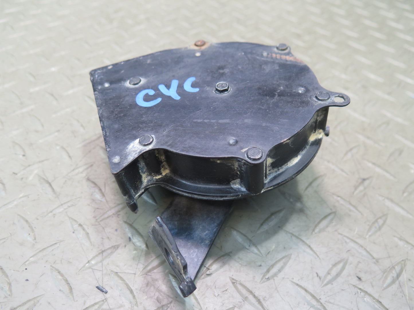 84-96 Chevrolet Corvette C4 A  Note Horn Signal OEM