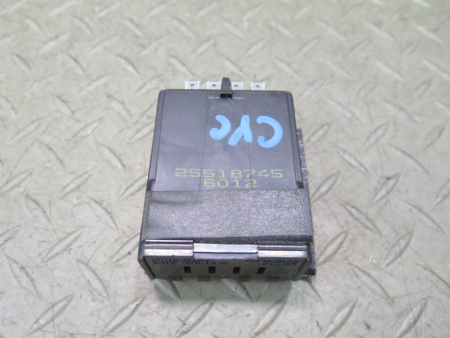 90-96 Chevrolet Corvette C4 KEY Alarm Module 4193060-4232287 OEM