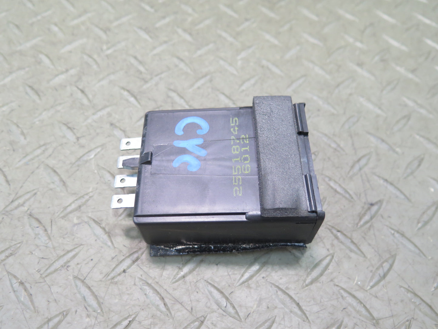 90-96 Chevrolet Corvette C4 KEY Alarm Module 4193060-4232287 OEM