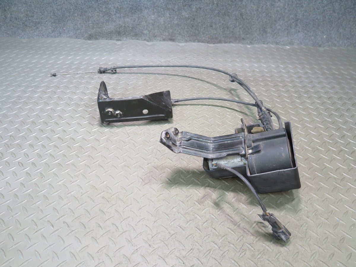 94-96 Chevrolet Corvette C4 Cruise Control Motor w Cables OEM