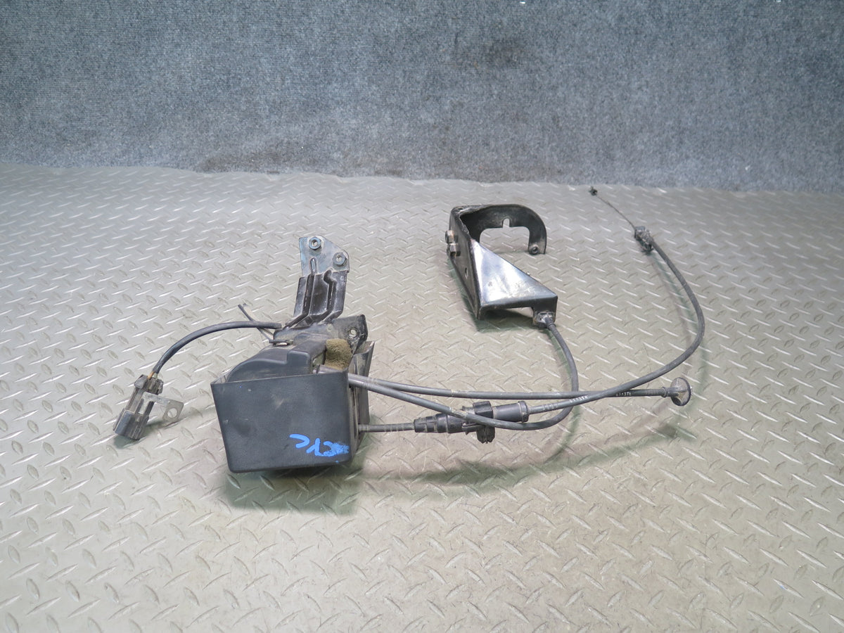 94-96 Chevrolet Corvette C4 Cruise Control Motor w Cables OEM