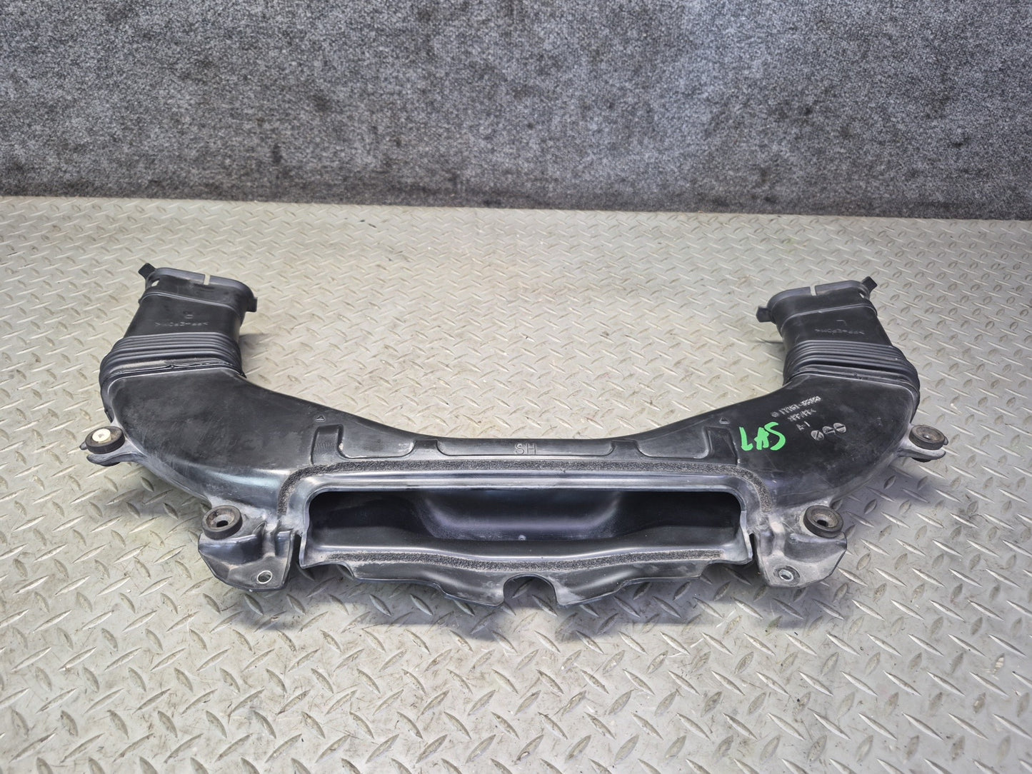 07-12 Lexus UVF46L LS600h LS460 Air Intake Cleaner Resonator Duct Hose Pipe OEM