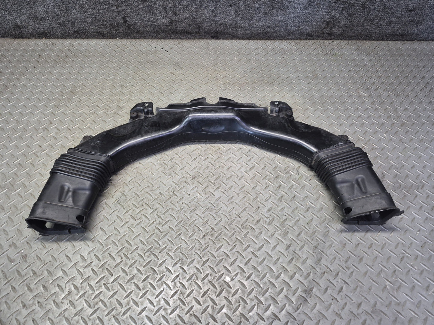 07-12 Lexus UVF46L LS600h LS460 Air Intake Cleaner Resonator Duct Hose Pipe OEM
