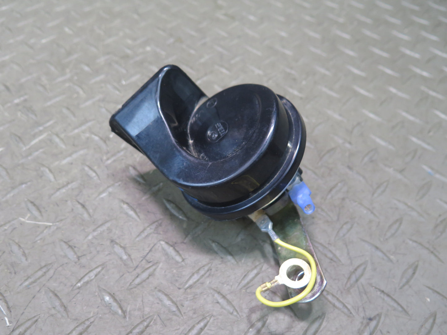 84-96 Chevrolet Corvette C4 Low Tone Note Pitch Horn Signal