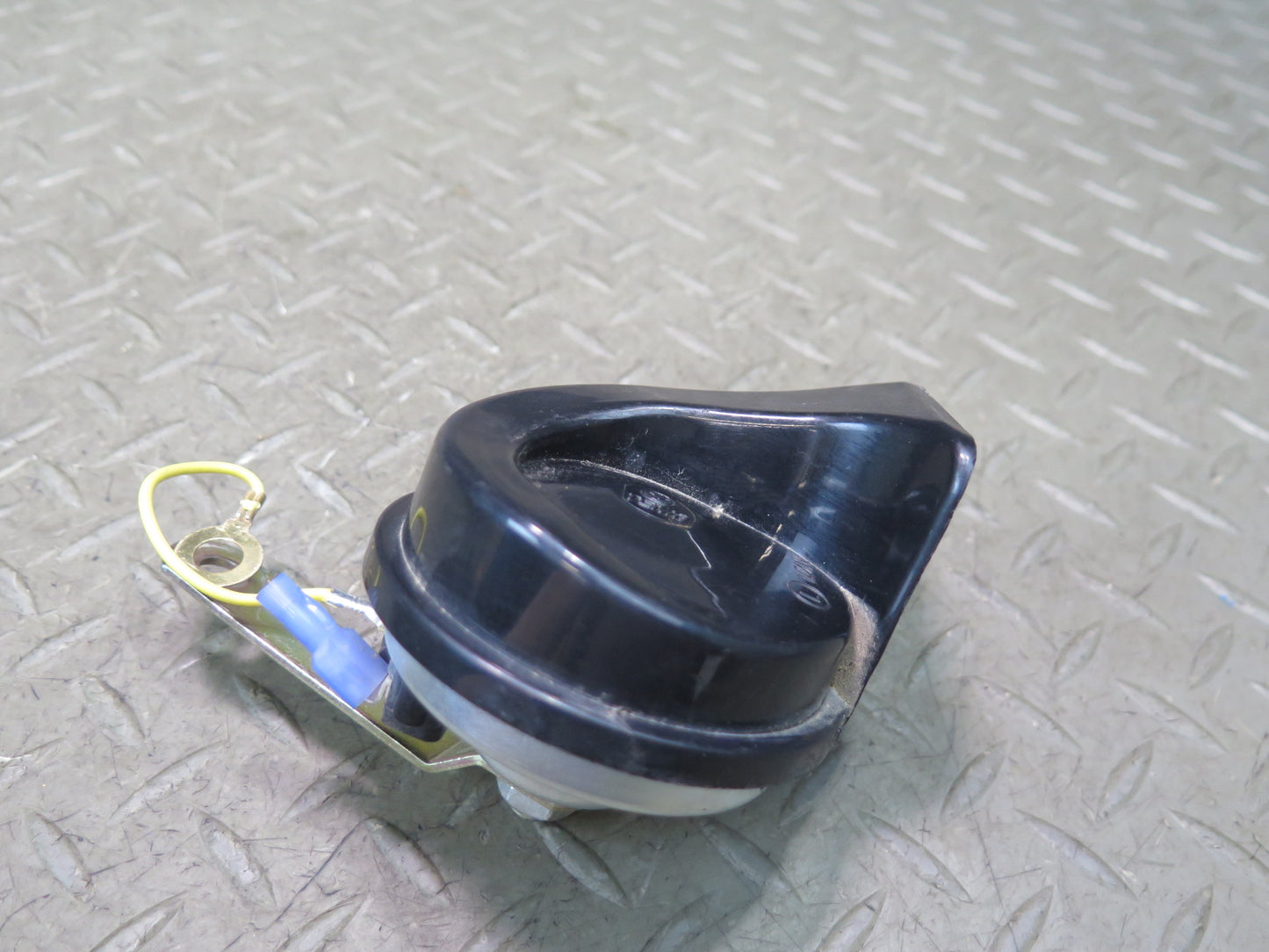 84-96 Chevrolet Corvette C4 Low Tone Note Pitch Horn Signal