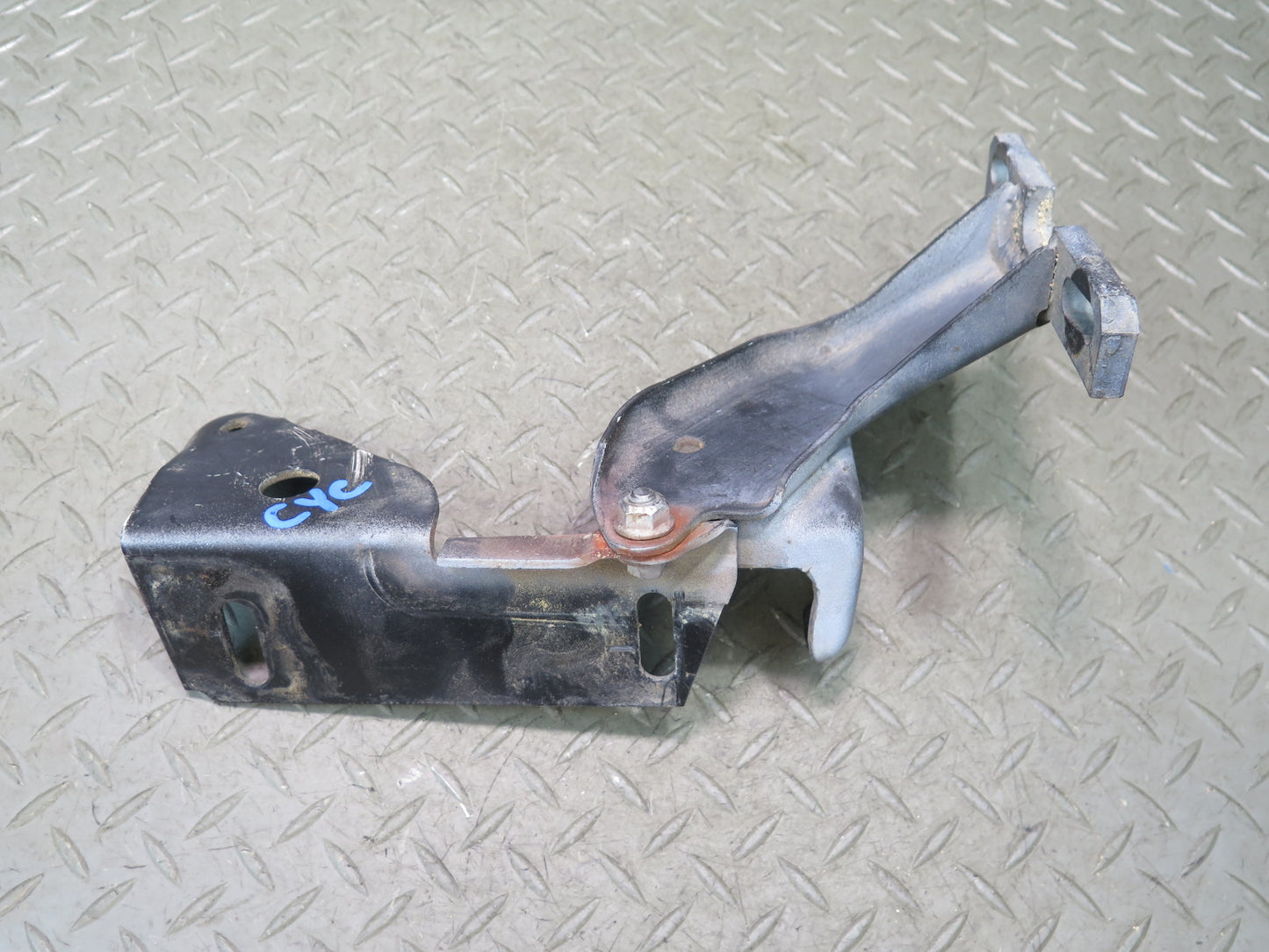 84-96 Chevrolet Corvette C4 Set of 2 Front Left & Right Hood Hinge OEM