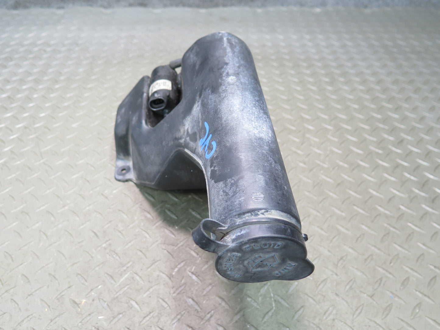 94-96 Chevrolet Corvette C4 Windshield Washer Fluid Reservoir Tank w Pump OEM