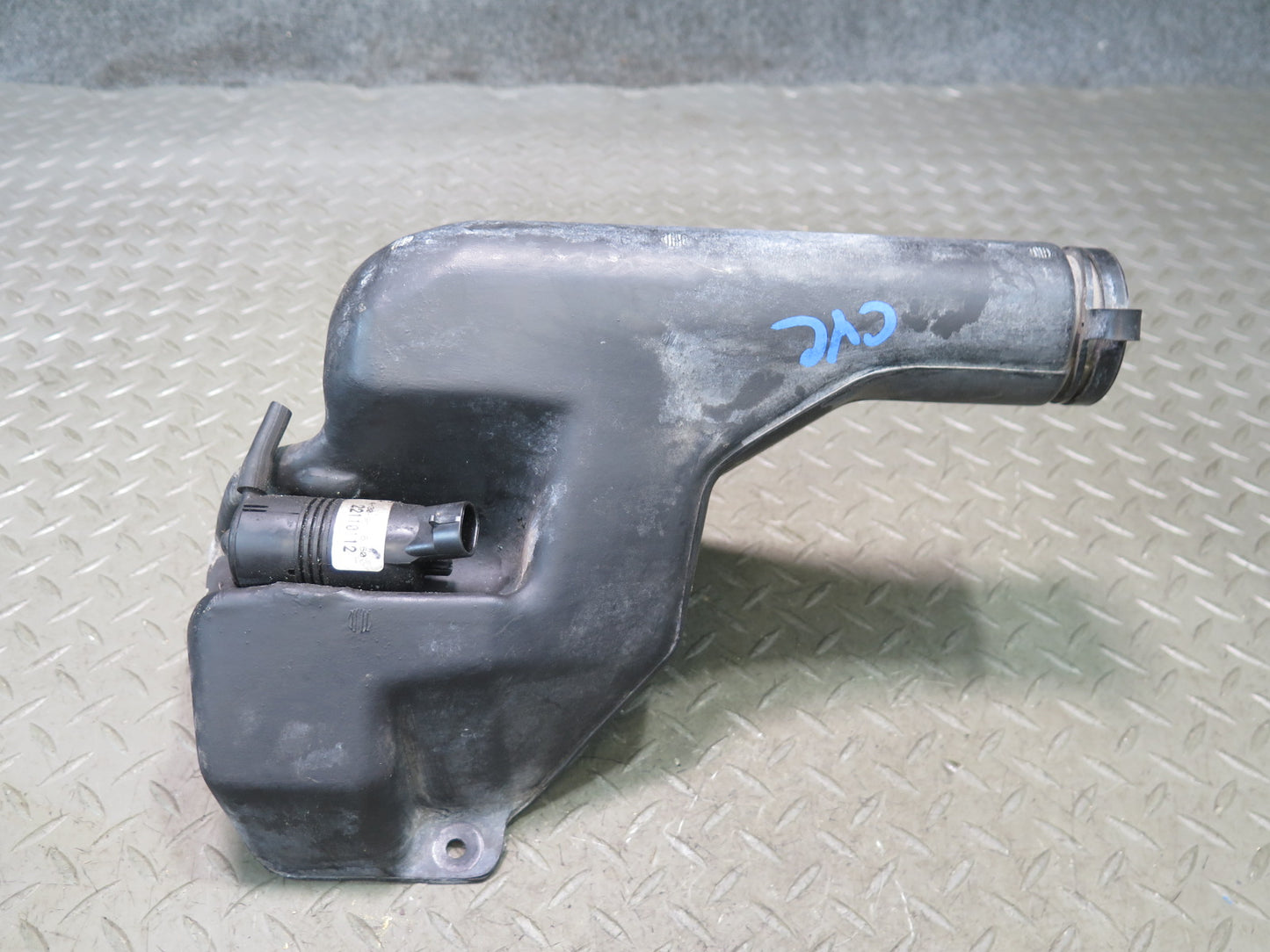 94-96 Chevrolet Corvette C4 Windshield Washer Fluid Reservoir Tank w Pump OEM
