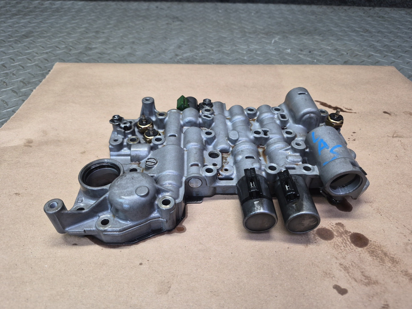 08-09 Lexus UVF46L LS600h L110F Transmission Valev Body Mechatronic OEM