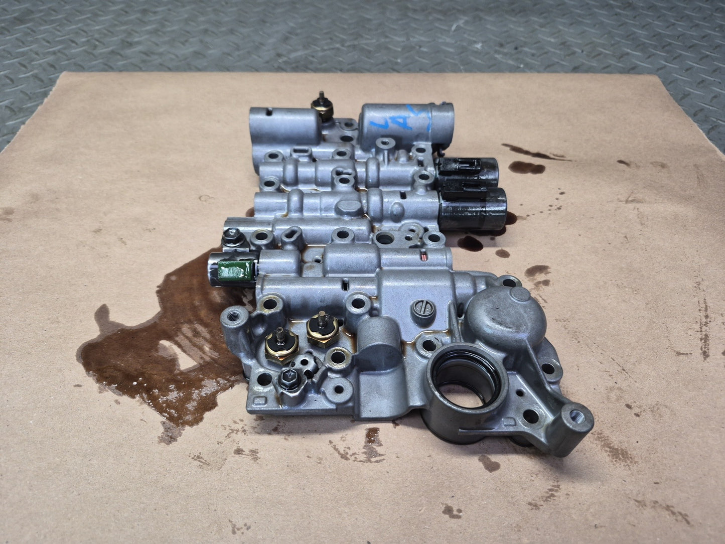 08-09 Lexus UVF46L LS600h L110F Transmission Valev Body Mechatronic OEM