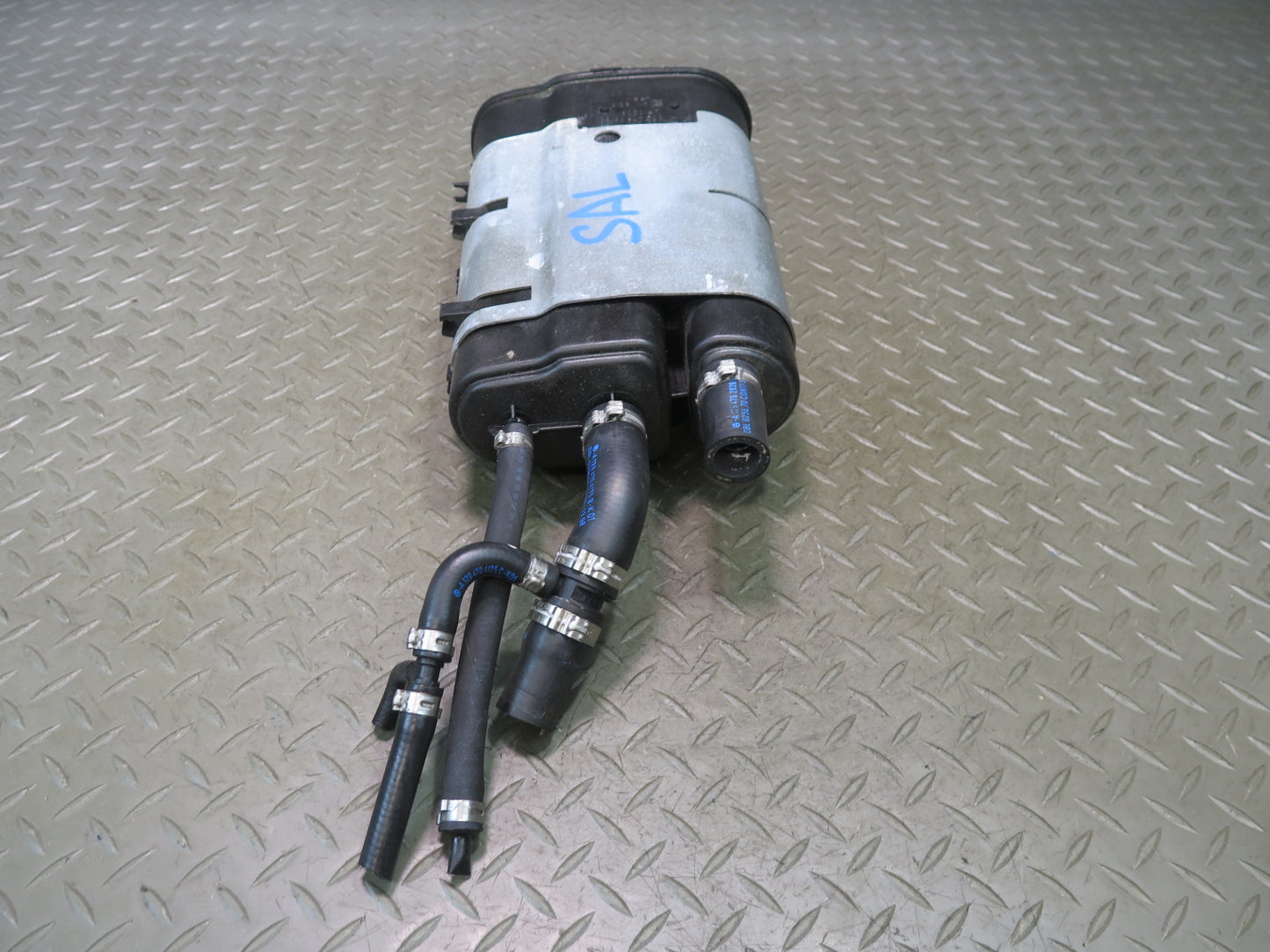 99-02 Mercedes R129 SL500 Fuel Evap Vapor Charcoal Canister 1294701159 OEM
