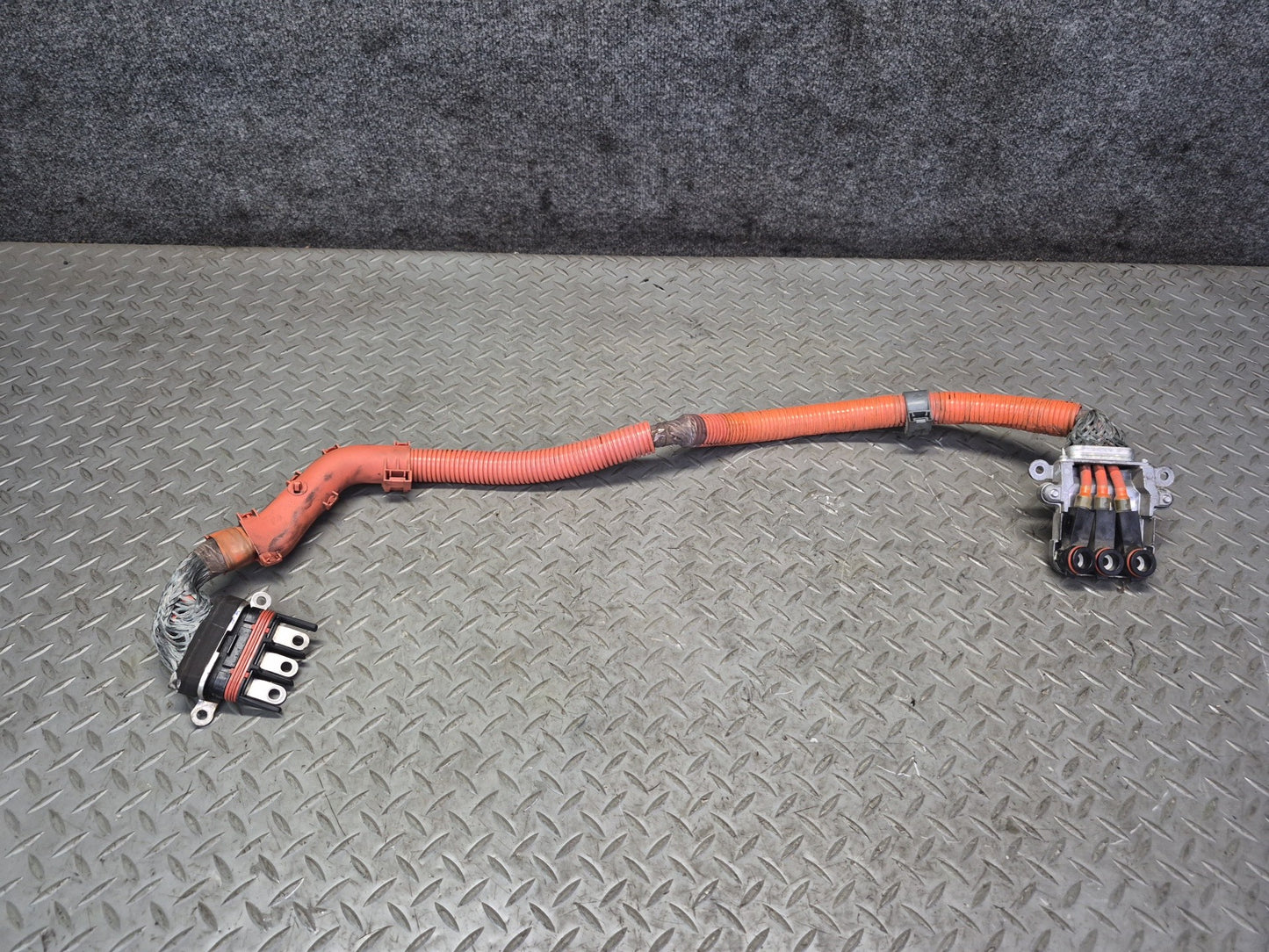 2008 Lexus UVF46L LS600h Inverter High Voltage Wire Wiring Harness Cable Set OEM