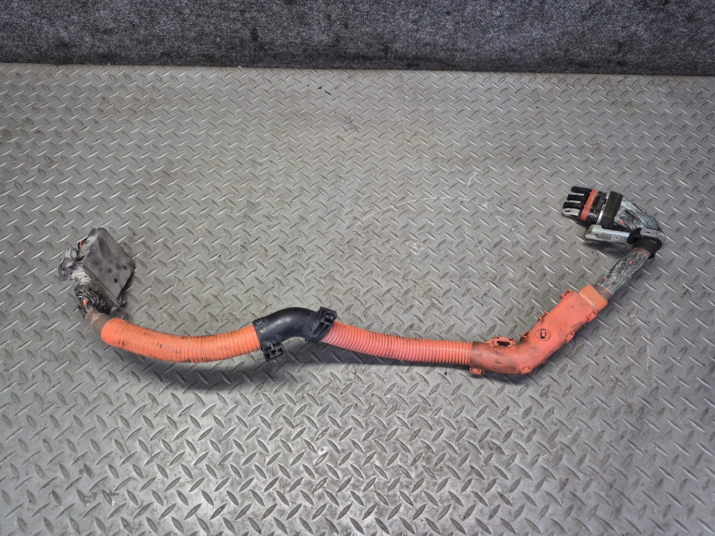 2008 Lexus UVF46L LS600h Inverter High Voltage Wire Wiring Harness Cable Set OEM
