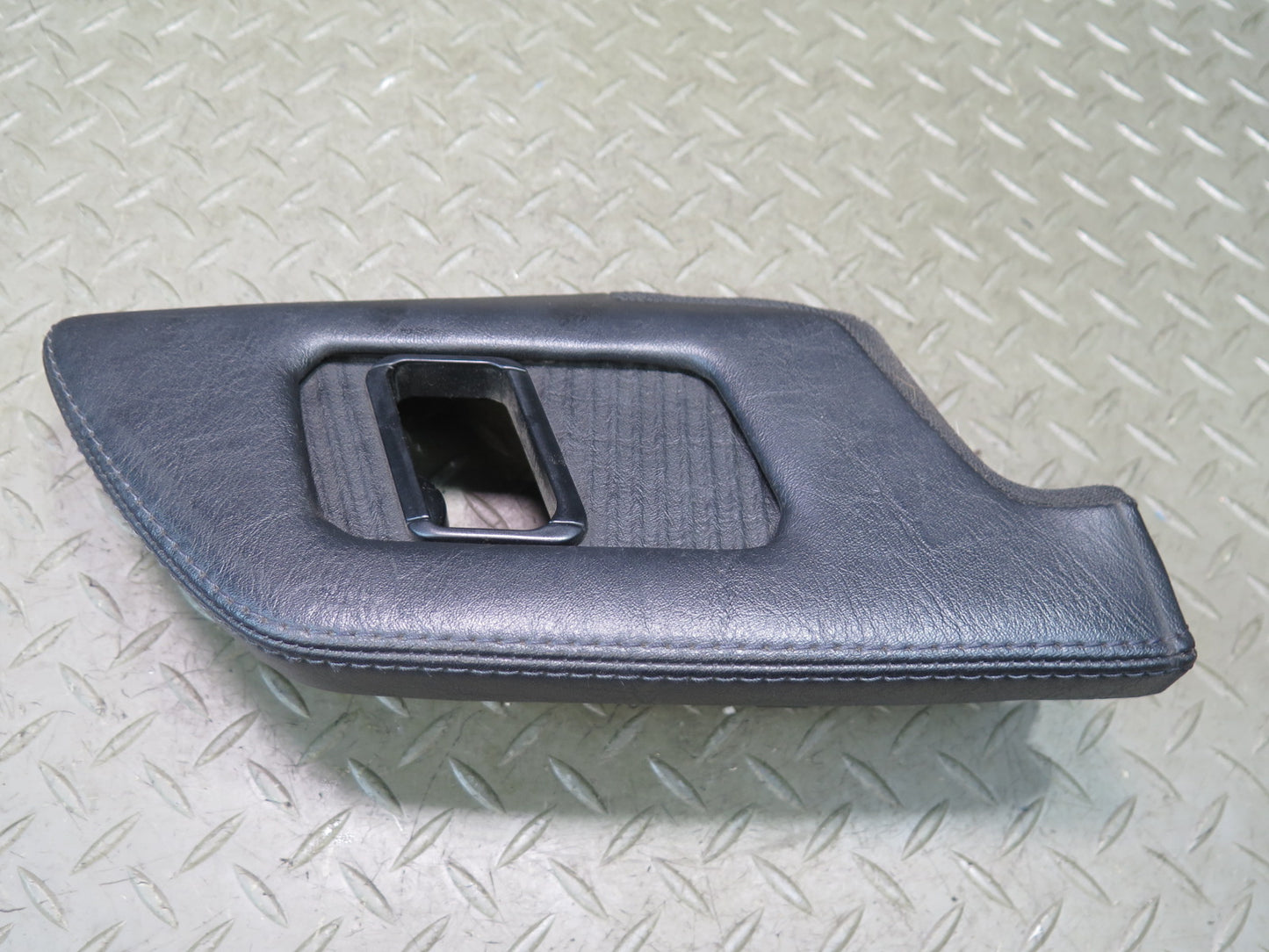 94-02 Mercedes R129 SL500 Set of 2 Center B Pillar Upper Trim Cover Panel OEM