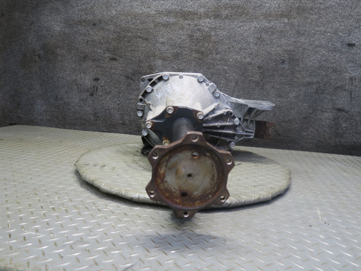 2003-2007 Hummer H2 4WD 4x4 Front Differential Carrier 4.10 Ratio