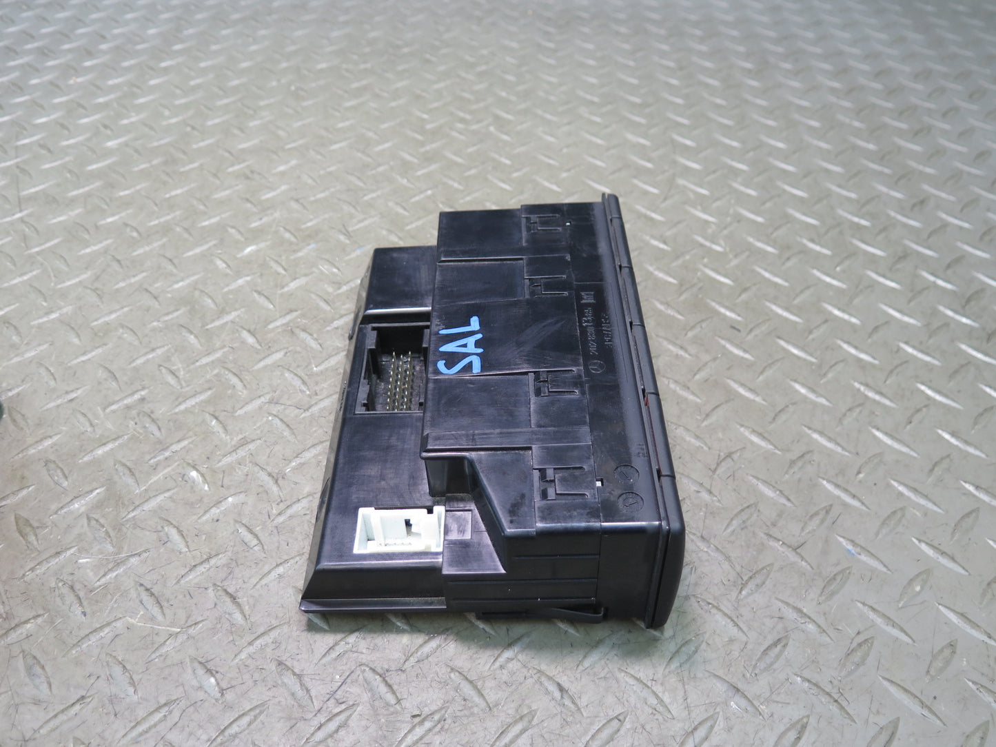96-02 Mercedes R129 Sl-class A/C Heater Climate Control Switch 2028301385 OEM
