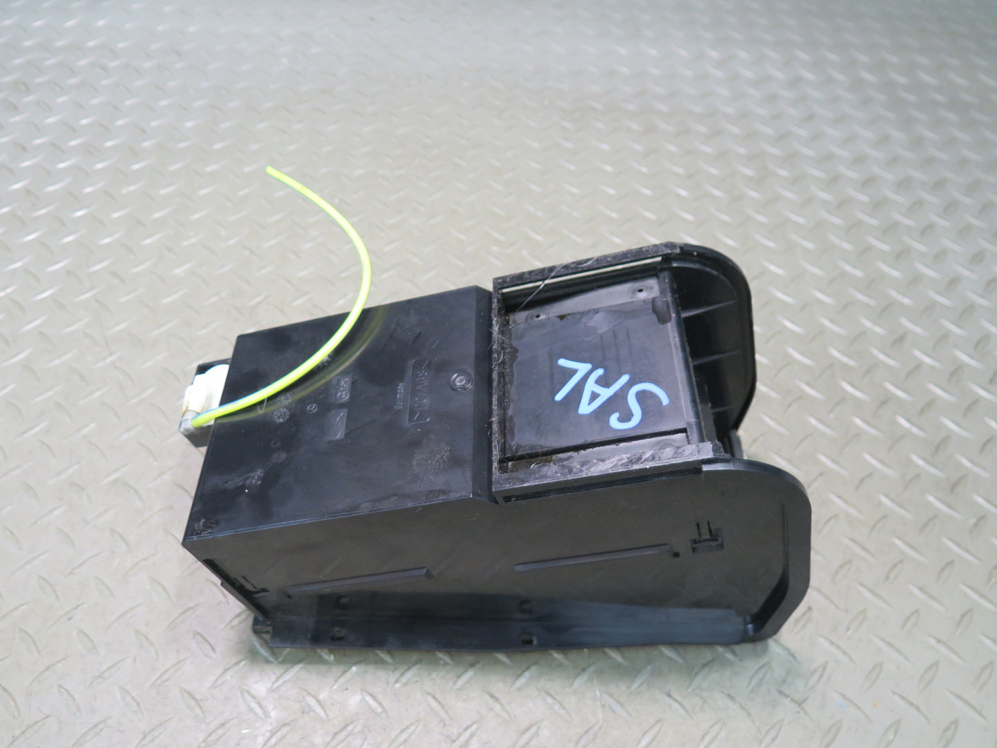 96-02 Mercedes R129 Sl-class Center Console Roller Compartment Storage Black OEM