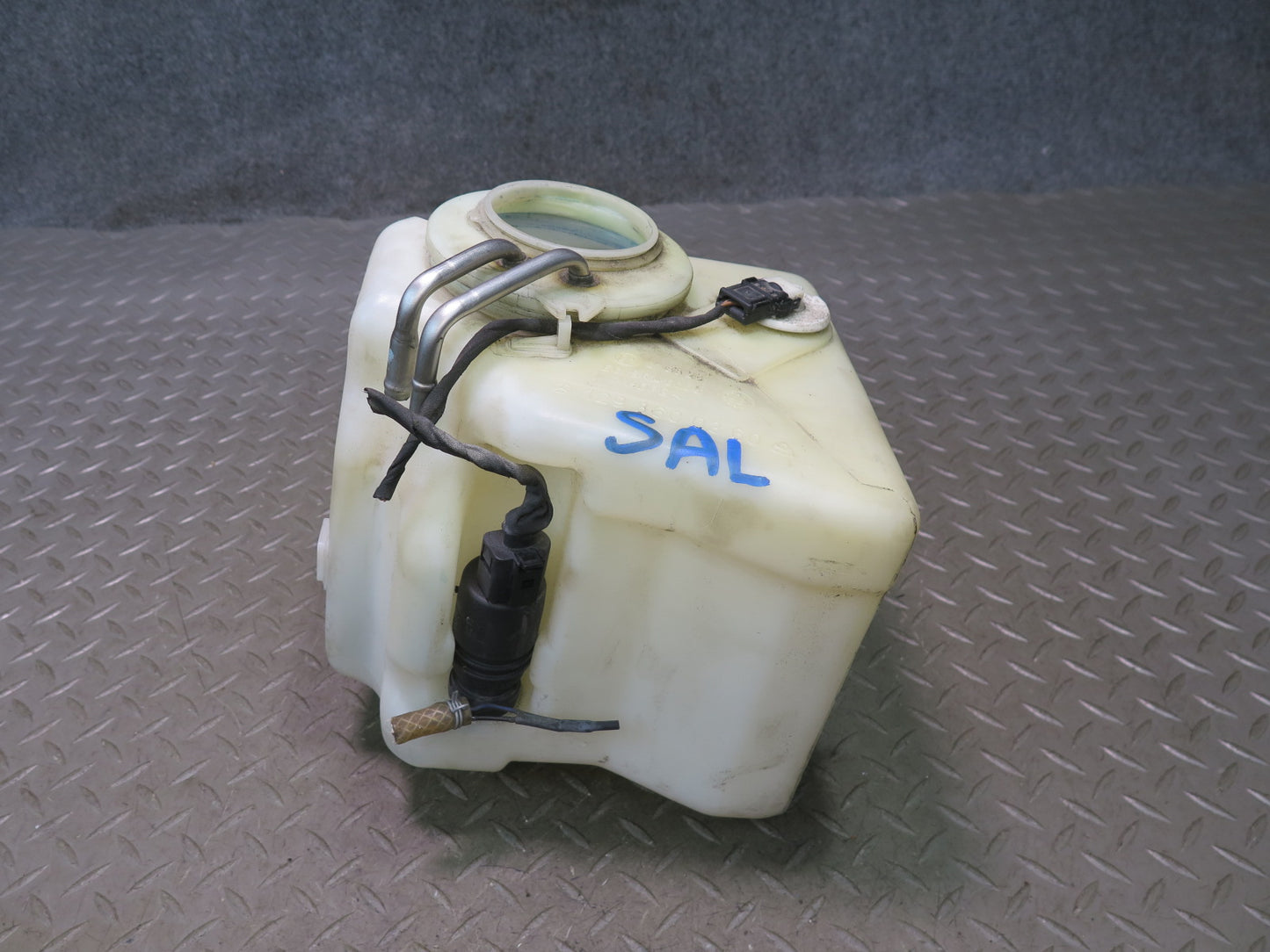 94-02 Mercedes R129 Sl-class Windshield Washer Fluid Reservoir Tank w Pump OEM