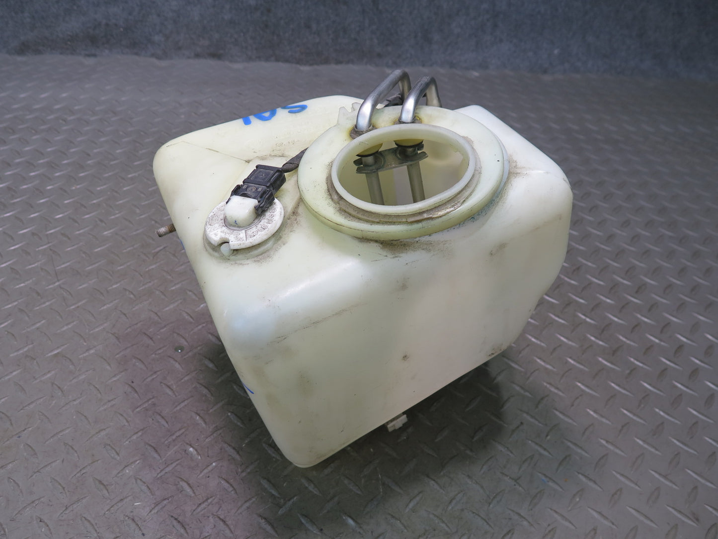 94-02 Mercedes R129 Sl-class Windshield Washer Fluid Reservoir Tank w Pump OEM
