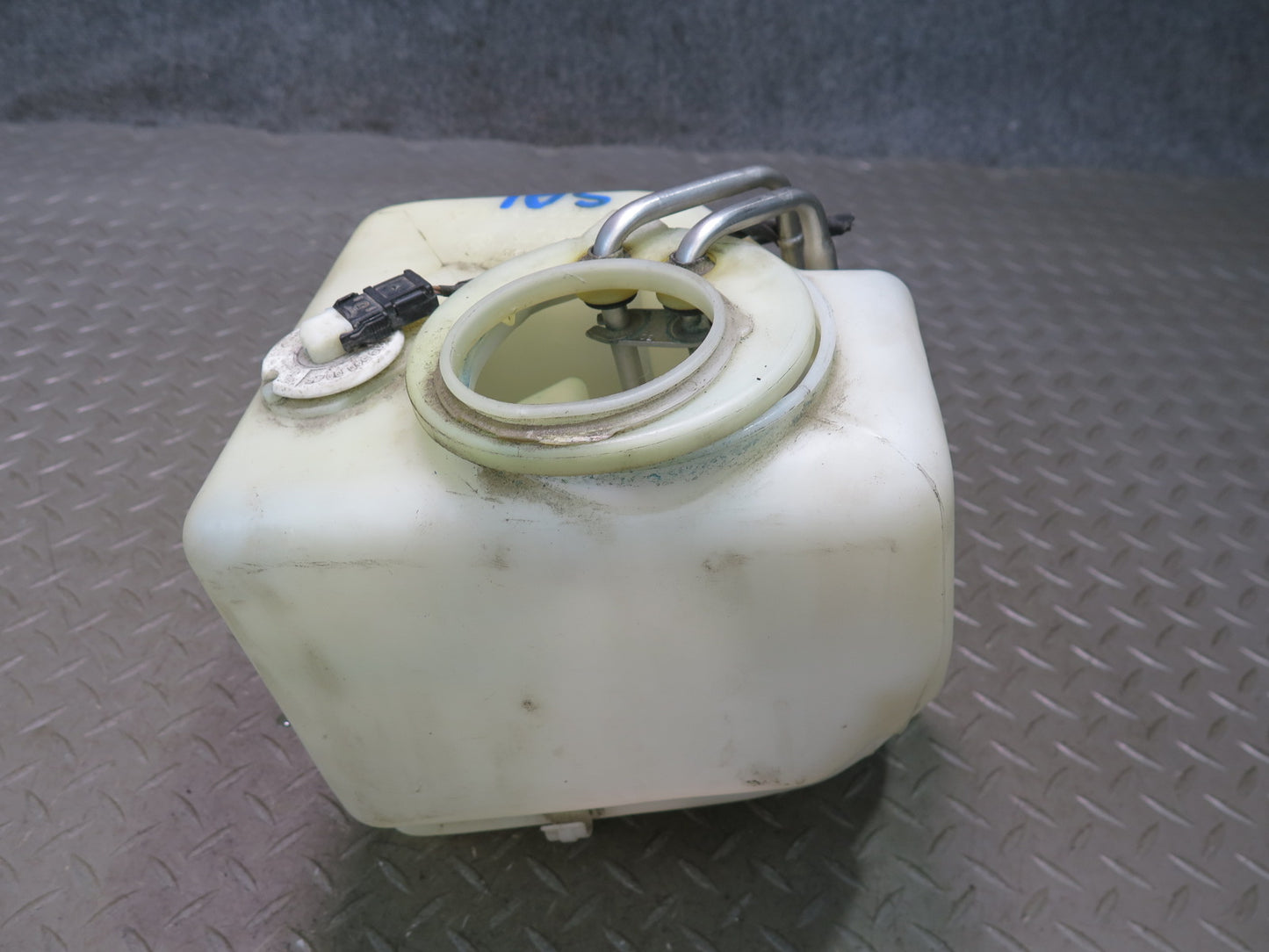 94-02 Mercedes R129 Sl-class Windshield Washer Fluid Reservoir Tank w Pump OEM