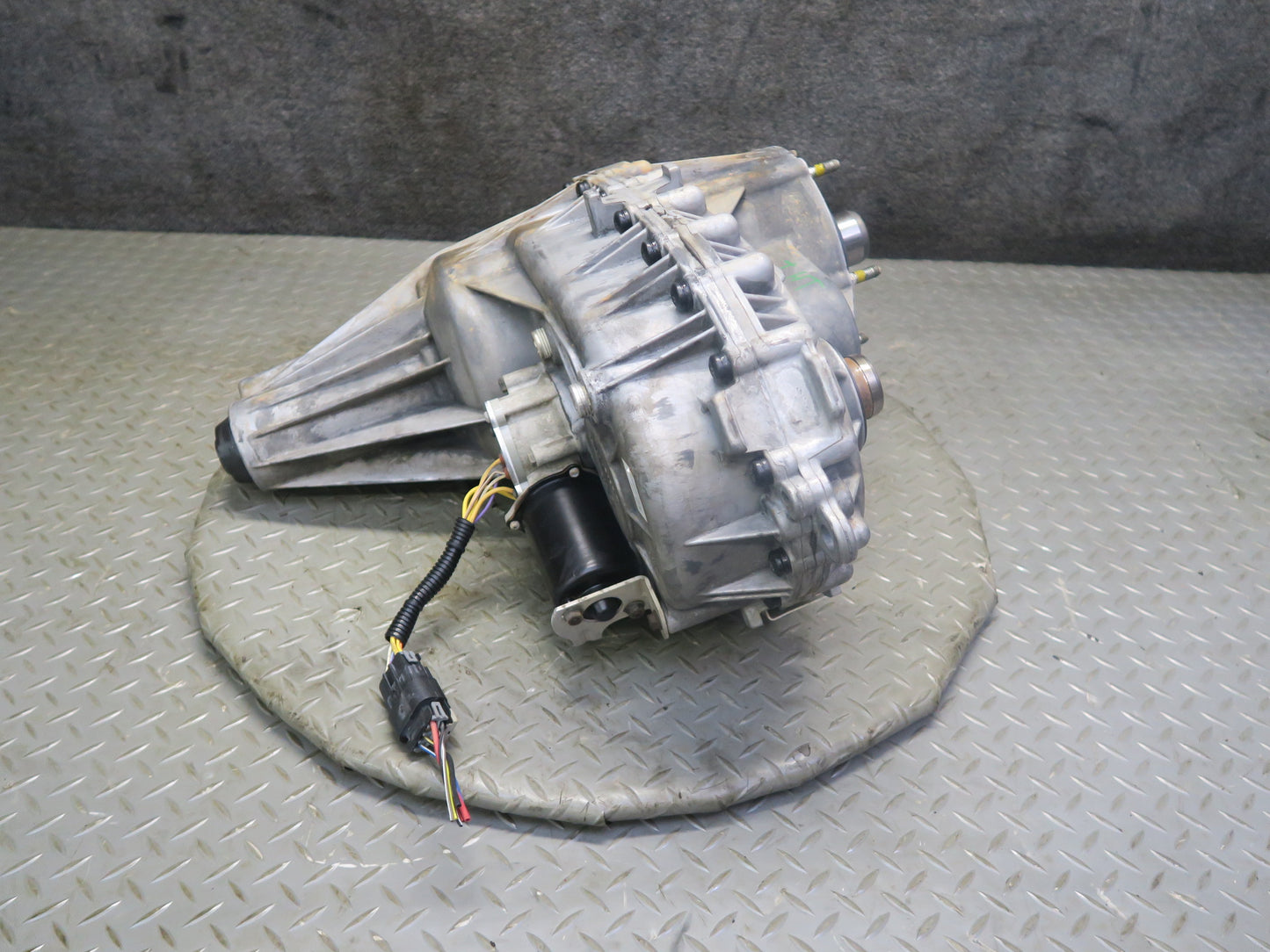 2003-2007 Hummer H2 AWD Automatic Transmission Transfer Case Box Assembly