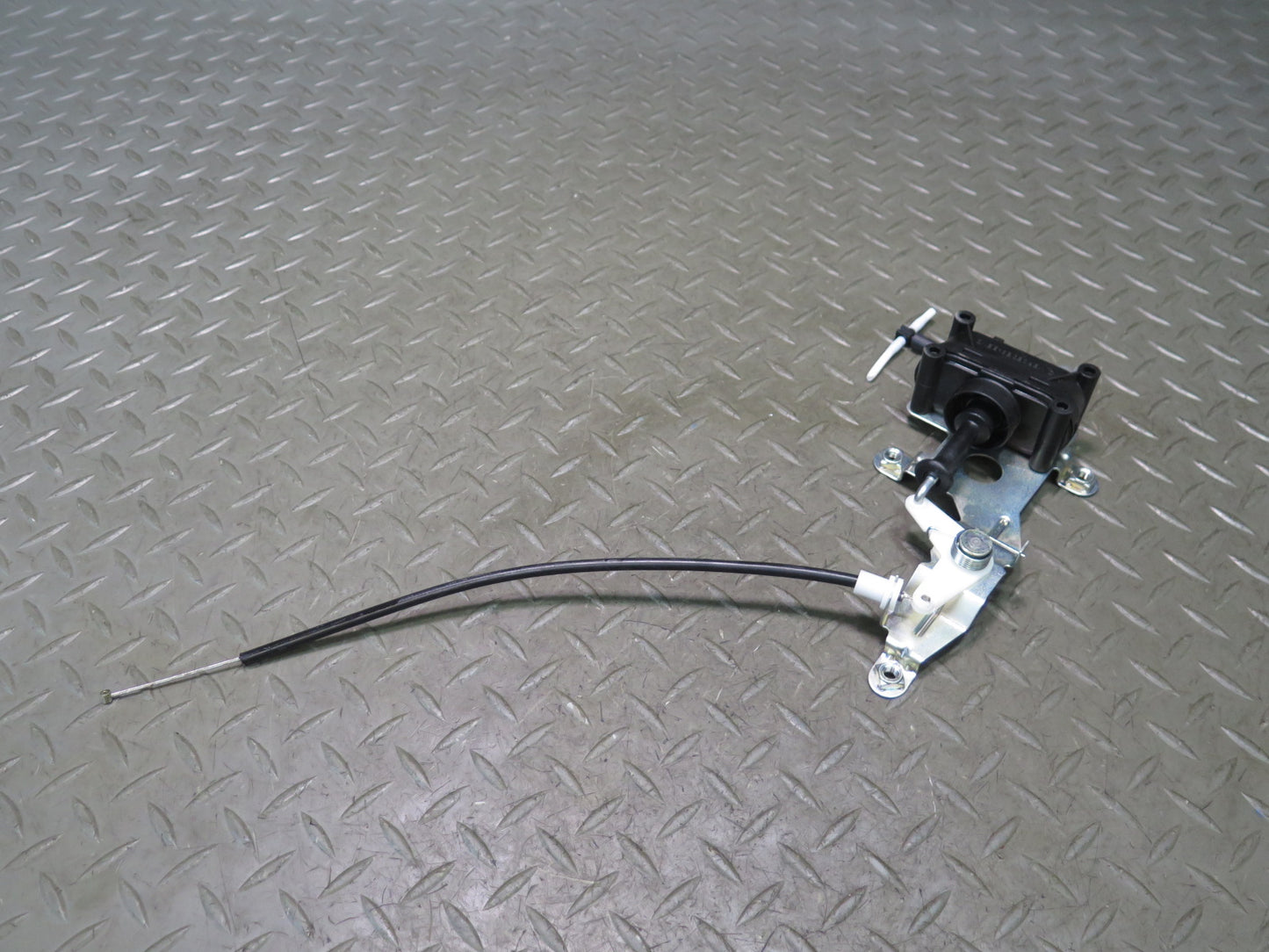 94-02 Mercedes R129 SL500 SL600 Rear Trunk Lid Lock Latch Actuator OEM