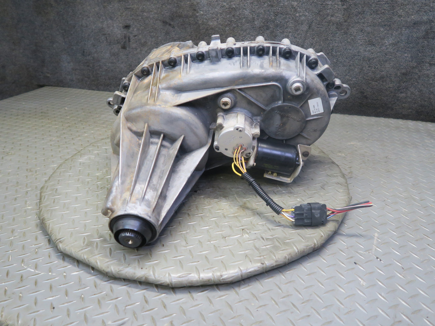 2003-2007 Hummer H2 AWD Automatic Transmission Transfer Case Box Assembly