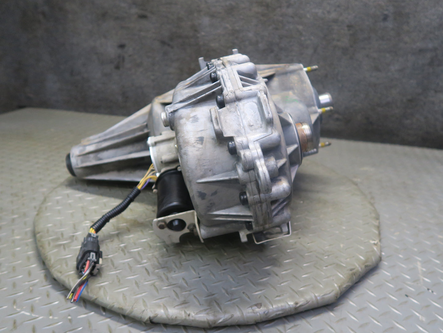 2003-2007 Hummer H2 AWD Automatic Transmission Transfer Case Box Assembly