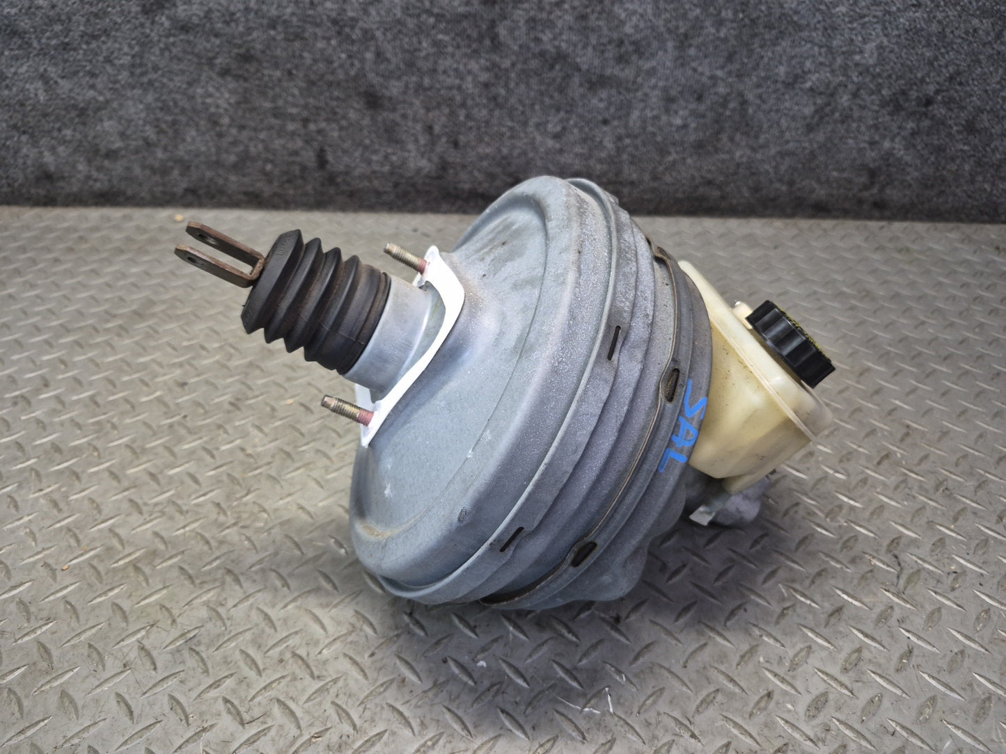 98-02 Mercedes R129 Sl-class Brake Master Cylinder Booster Fluid Reservoir OEM