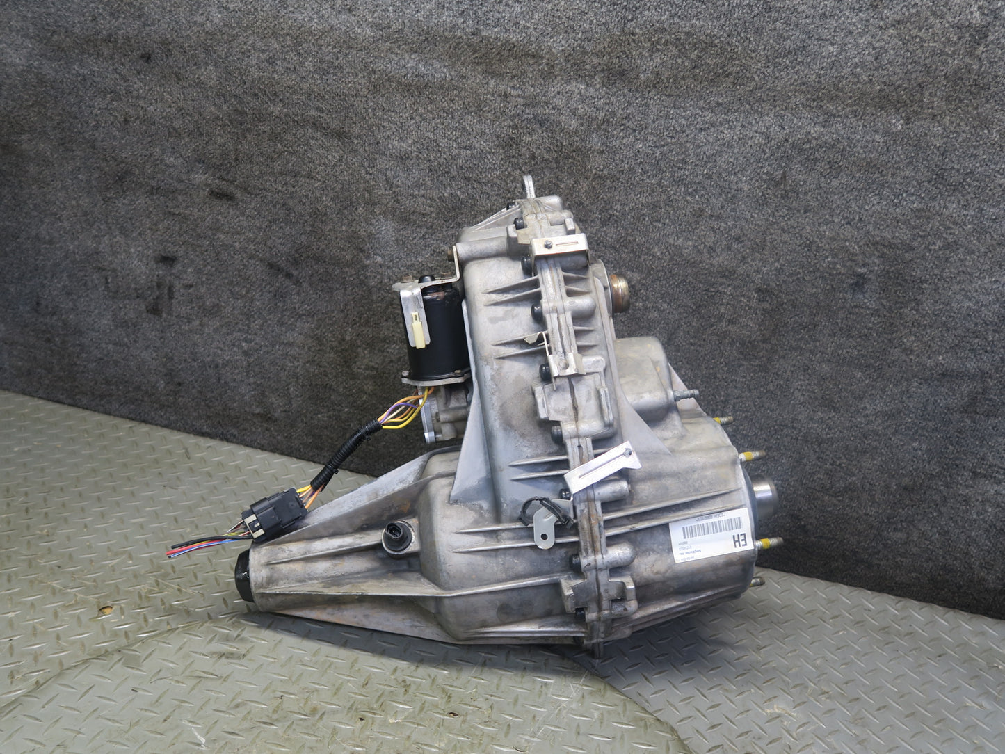 2003-2007 Hummer H2 AWD Automatic Transmission Transfer Case Box Assembly