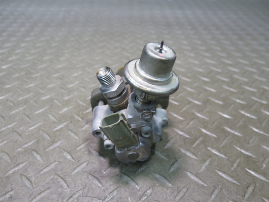 07-12 Lexus UVF46L LS600h LS460 Right High Pressure Fuel Pump 23100-38100 OEM