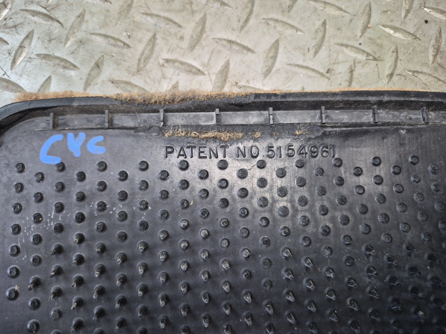 90-96 Chevrolet Corvette C4 Set of 2 Front Left & Right Carpet Floor MAT OEM