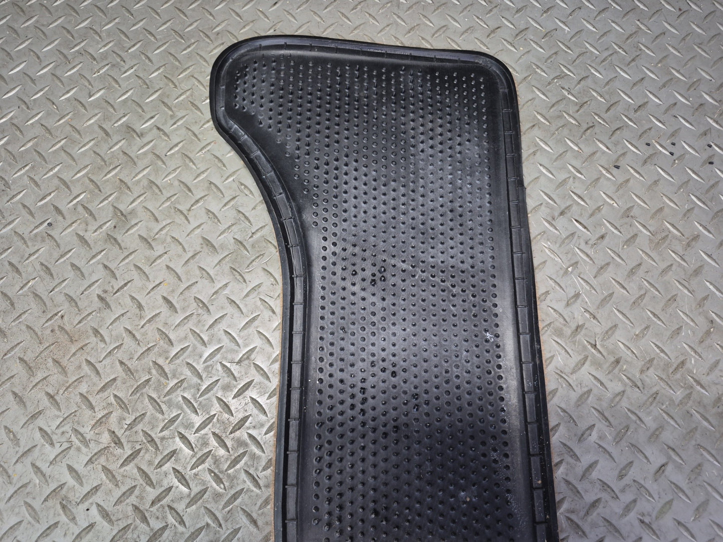 90-96 Chevrolet Corvette C4 Set of 2 Front Left & Right Carpet Floor MAT OEM