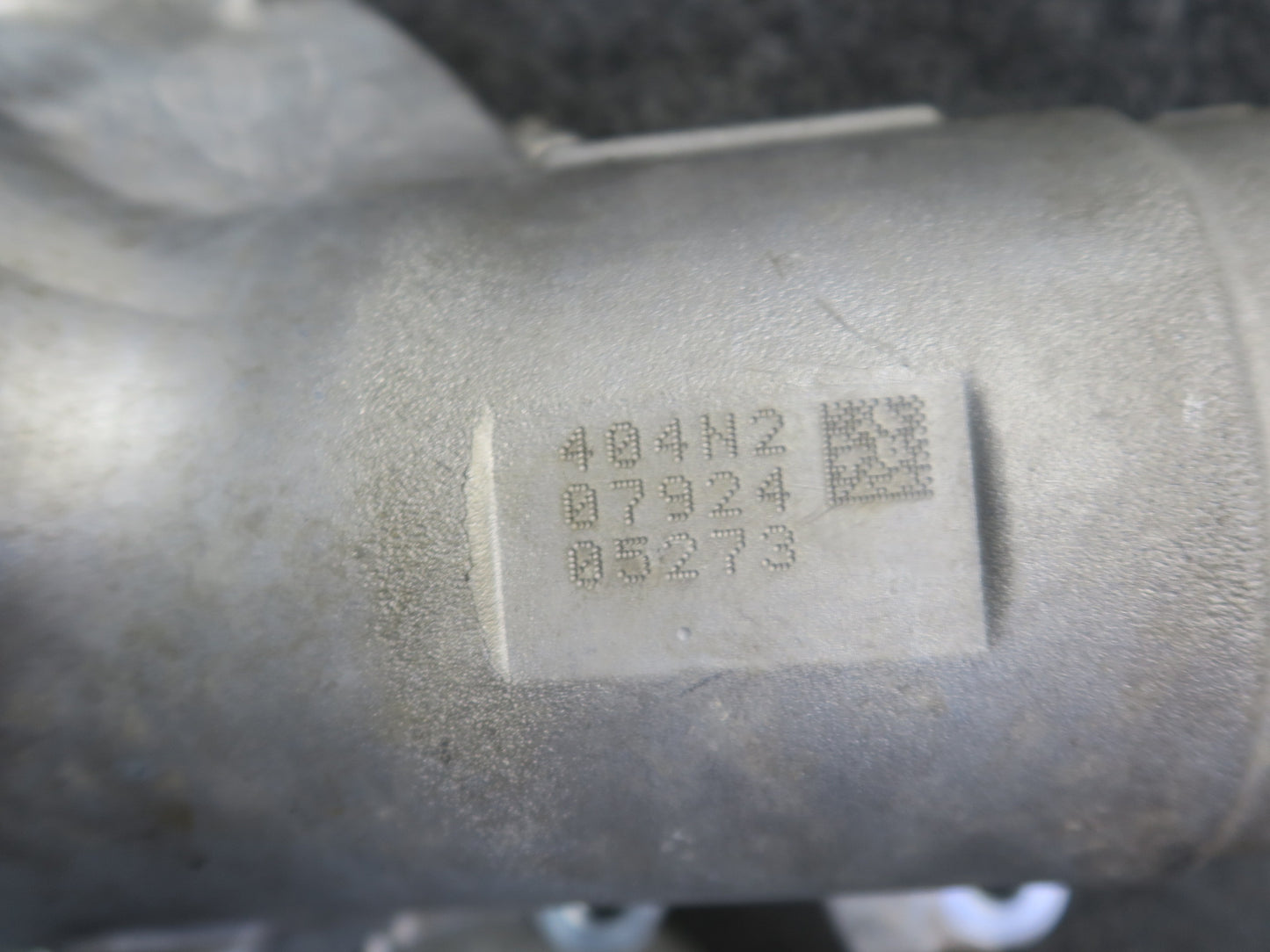 08-16 Lexus UVF46L LS600h AWD Front Axle Differential Carrier 3.916 Ratio OEM