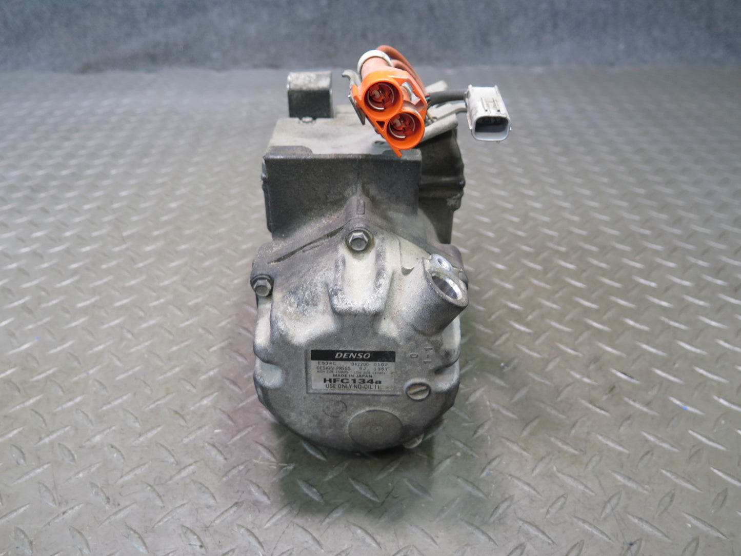 08-12 Lexus UVF46L LS600h A/C Air Condition Compressor 042200-0102 OEM