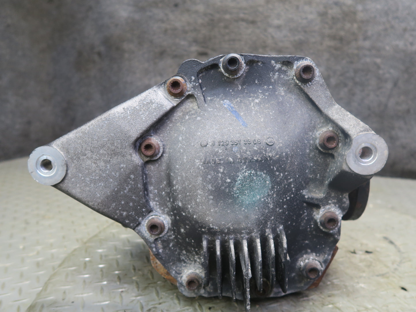 99-02 Mercedes R129 SL500 Rear Axle Differential Carrier 2.65 Ratio OEM
