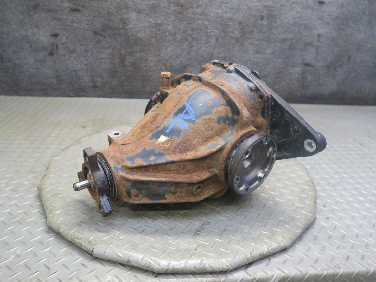 99-02 Mercedes R129 SL500 Rear Axle Differential Carrier 2.65 Ratio OEM